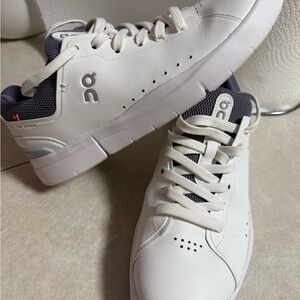On Running Men's White and Gray Sneakers